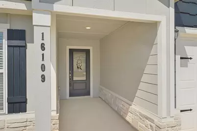 16109 Sugar Falls Drive, Conroe, TX 77303 - Photo 3