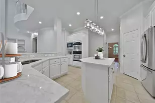 19 Millwright Pl, The Woodlands, TX 77382 - Photo 11