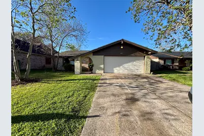 4903 Raven Ridge Drive, Houston, TX 77053 - Photo 1