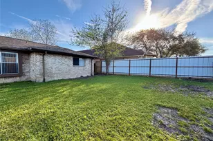 4903 Raven Ridge Dr, Houston, TX 77053 - Photo 11