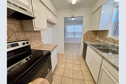 4903 Raven Ridge Drive, Houston, TX 77053 - Photo 13