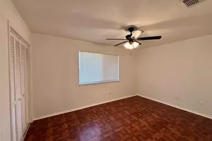 4903 Raven Ridge Dr, Houston, TX 77053 - Photo 9