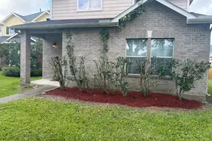11753 Jelicoe Dr, Houston, TX 77047 - Photo 1