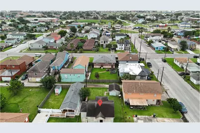 5621 Avenue Q 1/2, Galveston, TX 77551 - Photo 17