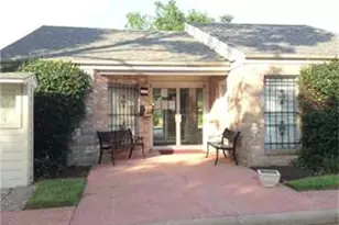 10330 Briar Forest Dr, Houston, TX 77042 - Photo 17