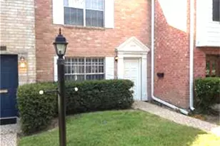 10330 Briar Forest Dr, Houston, TX 77042 - Photo 3