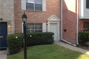 10330 Briar Forest Dr, Houston, TX 77042 - Photo 3