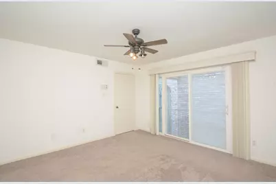 425 E Fair Harbor Lane, Houston, TX 77079 - Photo 35