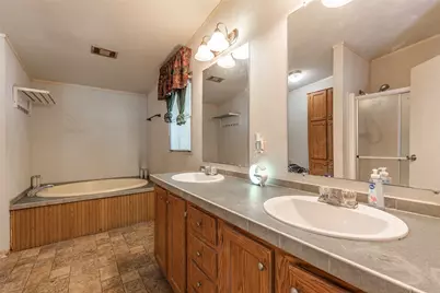 4624 6th Street, Bacliff, TX 77518 - Photo 19