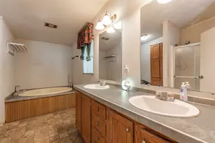 4624 6th St, Bacliff, TX 77518 - Photo 19