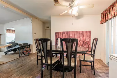 4624 6th Street, Bacliff, TX 77518 - Photo 11