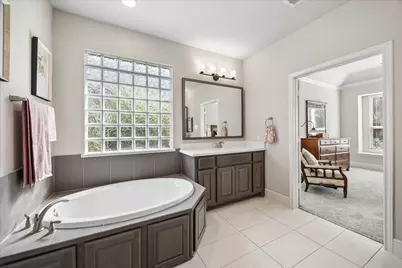 15 Overland Heath Drive, Tomball, TX 77375 - Photo 19