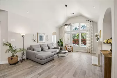 15 Overland Heath Drive, Tomball, TX 77375 - Photo 5