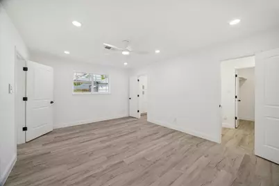 15402 Ripplestream Street, Houston, TX 77068 - Photo 23