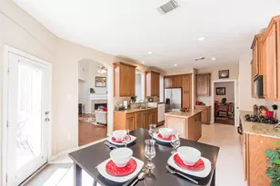 6818 Alden Ct, Sugar Land, TX 77479 - Photo 9