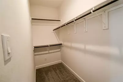 2745 Clinton Drive, Houston, TX 77020 - Photo 9