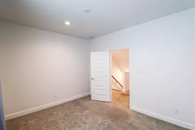 2745 Clinton Drive, Houston, TX 77020 - Photo 19