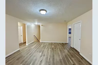 514 Regional Park Drive, Houston, TX 77060 - Photo 23