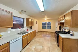 514 Regional Park Dr, Houston, TX 77060 - Photo 11
