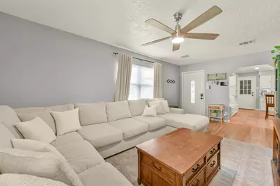 205 Robin Street, Deer Park, TX 77536 - Photo 5