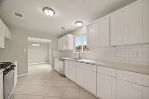 12610 Wood Dawn Ln, Houston, TX 77015 - Photo 13