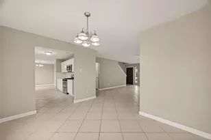 12610 Wood Dawn Ln, Houston, TX 77015 - Photo 9