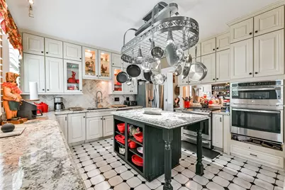 1128 Postoffice Street, Galveston, TX 77550 - Photo 9