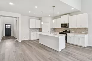 6425 Green Clover Ln, Pearland, TX 77584 - Photo 9