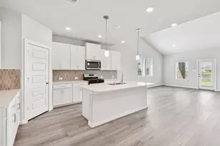 6425 Green Clover Ln, Pearland, TX 77584 - Photo 5