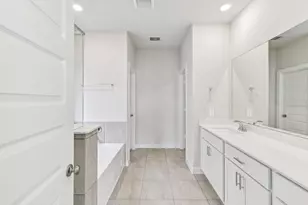 6425 Green Clover Ln, Pearland, TX 77584 - Photo 27