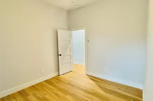 9362 Starfire Ln, Houston, TX 77036 - Photo 13