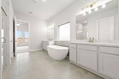 18737 Hepburn Lane, Conroe, TX 77302 - Photo 9