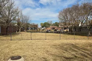 13998 Shoreline Dr, Willis, TX 77318 - Photo 5