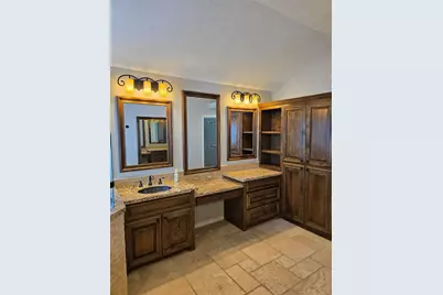 13998 Shoreline Drive, Willis, TX 77318 - Photo 25