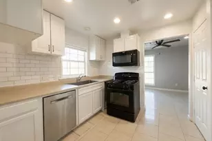 11623 Rowan Ln, Houston, TX 77072 - Photo 5