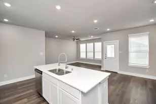 1234 Scarlett Creek Dr, Rosharon, TX 77583 - Photo 5