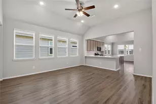 1112 Lilly Ln, Bellville, TX 77418 - Photo 5