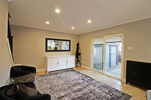 10386 Hammerly Blvd, Houston, TX 77043 - Photo 7