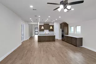 9049 Babbling Brook Dr, Montgomery, TX 77316 - Photo 3