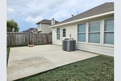 8827 Windfern Trace Drive, Houston, TX 77064 - Photo 19