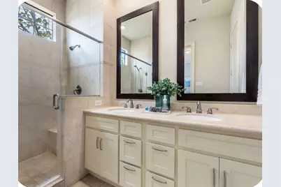 4001 Dallas Street #B, Houston, TX 77023 - Photo 3