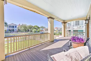 1310 Rosenberg St, Galveston, TX 77550 - Photo 41