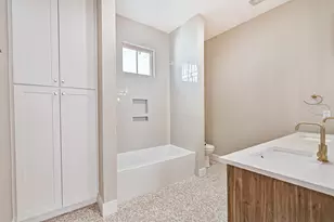 1310 Rosenberg St, Galveston, TX 77550 - Photo 29