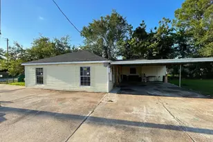 7510 Meadowyork St, Houston, TX 77037 - Photo 3