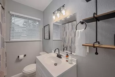 2218 Silverbonnet Street, Houston, TX 77055 - Photo 39