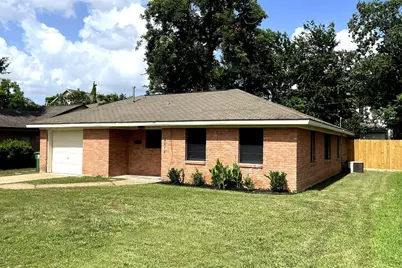 2218 Silverbonnet Street, Houston, TX 77055 - Photo 33