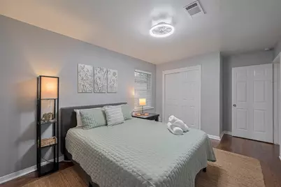 2218 Silverbonnet Street, Houston, TX 77055 - Photo 23