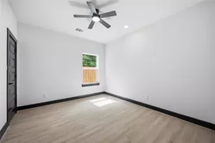 4335 Alvin St, Houston, TX 77051 - Photo 17