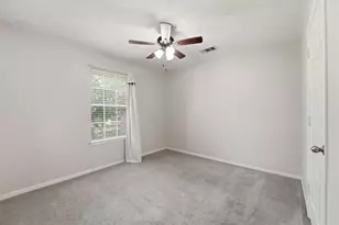 2413 Piney Woods Dr, Pearland, TX 77581 - Photo 23