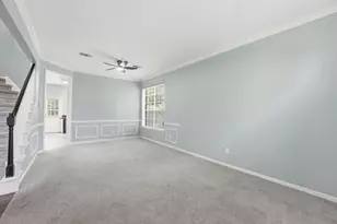 2413 Piney Woods Dr, Pearland, TX 77581 - Photo 9
